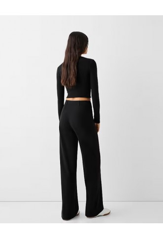 Bershka Wide-leg tailoring trousers in black