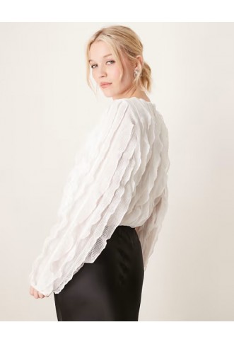 YAS ruffle textured detail top in white