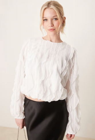 YAS ruffle textured detail...