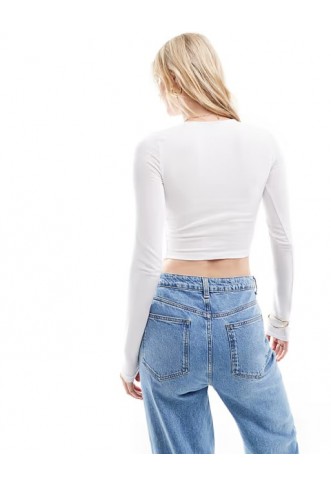 ASOS DESIGN Tall fitted crop t-shirt with long sleeve