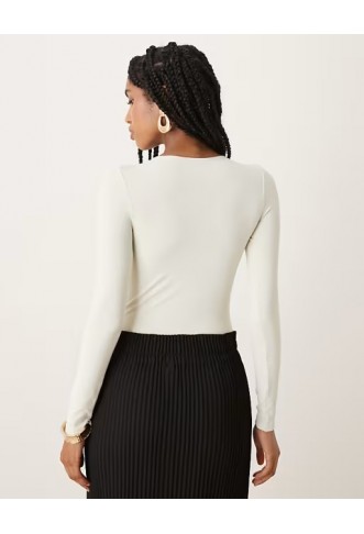 ASOS DESIGN seamless long sleeve crew neck bodysuit