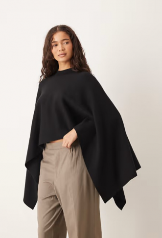 Gina Tricot knitted cape...