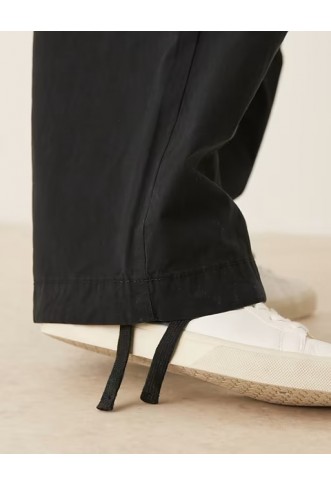 ASOS DESIGN poplin parachute trouser