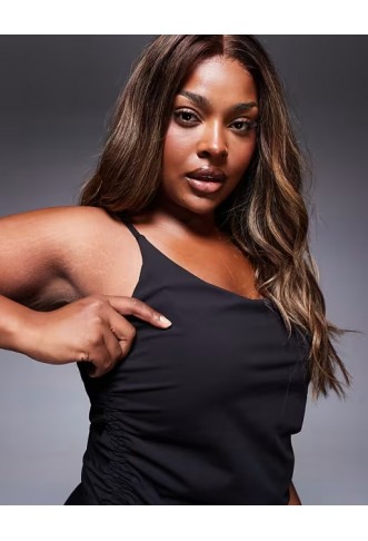 4505 Curve soft touch cami with ruched side and inner bra