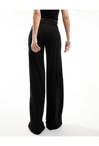 COLLUSION low rise yoga pant in black