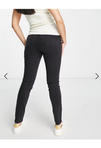 ASOS DESIGN Maternity ultimate skinny jeans in washed black with under the bump waistband