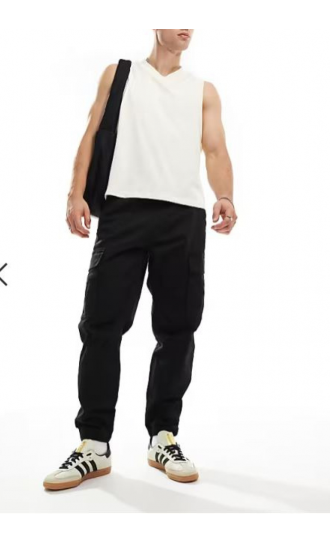 Pull&Bear basic cargo trouser in black
