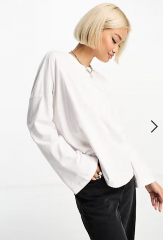 ONLY oversized long sleeve...
