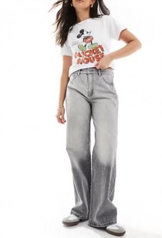 Stradivarius STR baggy jeans in light grey wash