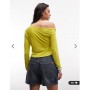 COLLUSION off-shoulder top with cinch waist in green