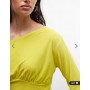 COLLUSION off-shoulder top with cinch waist in green