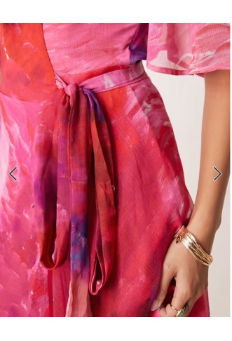 Hope & Ivy Petite flutter sleeve maxi wrap dress in bright pink print