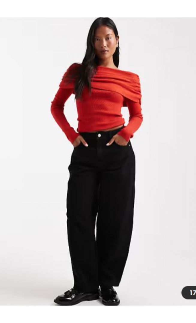Miss Selfridge Petite barrel leg jean in black