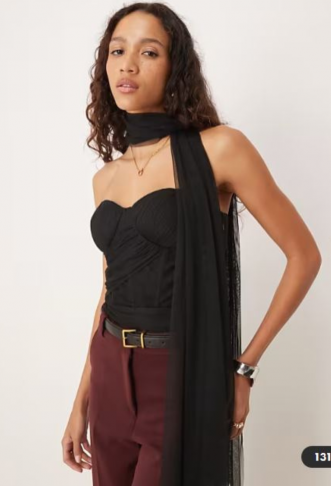 Lace & Beads scarf neck...
