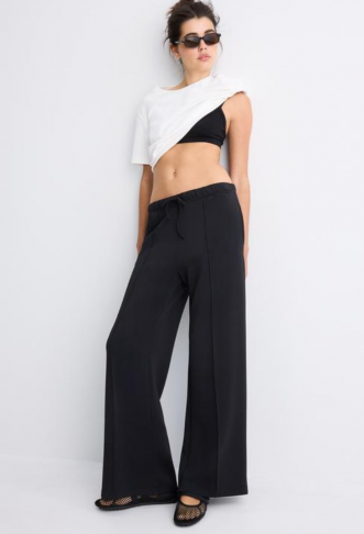 Soft-touch wide-leg