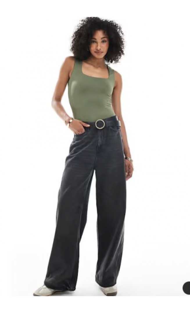 New Look square neck bodysuit in khaki