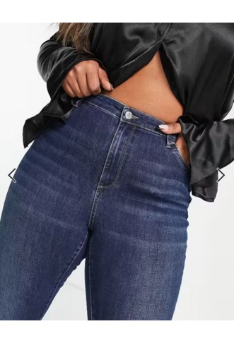 Vero Moda Curve skinny jean in dark blue