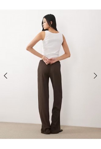 ONLY Tall plisse wide leg trousers in brown