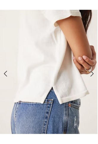 JDY knitted t-shirt in white