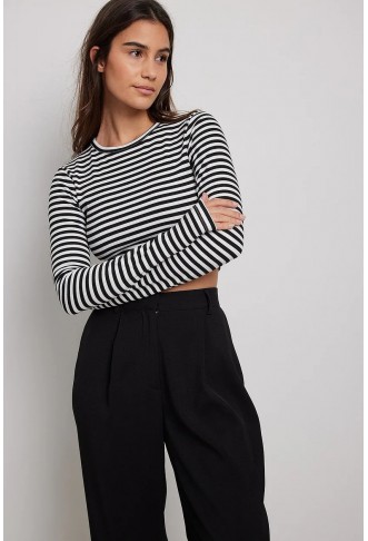Cropped Long Sleeved...