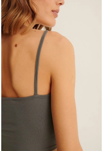 Thin Strap Cropped Basic Singlet