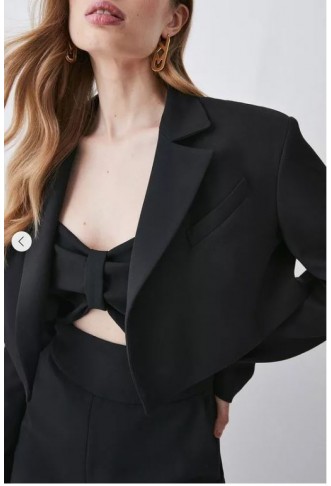 Compact Stretch Tailored Cropped Jacket