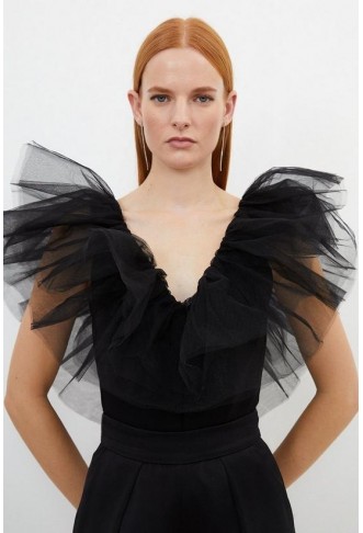 Ponte And Tulle Drama...