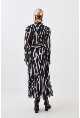 Petite Abstract Print Pleated Georgette Woven Midi Dress