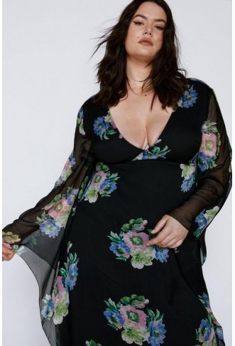 Plus Waterfall Sleeve Plunge Floral Maxi Dress