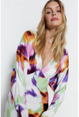 Blurred Abstract Print Satin Batwing Dress