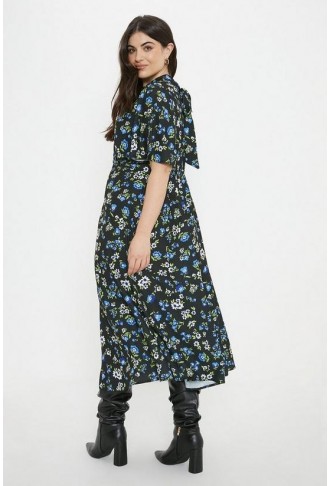 Curve Mono Floral Keyhole Angel Sleeve Midi Dress