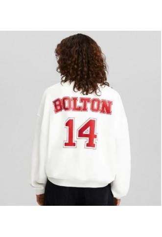 Bershka puts on sale the High School Musical Wildcats sweatshirt that we always wanted to have