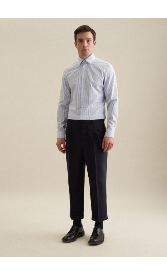 Non-iron Poplin Business Shirt in Shaped with Kent-Collar