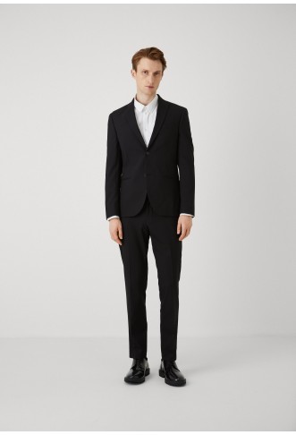 BASIC PLAIN SUIT