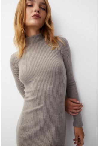 Long soft knitted dress with cut-out detail