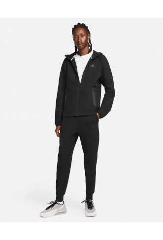 Nike Sportswear Tech Men's...