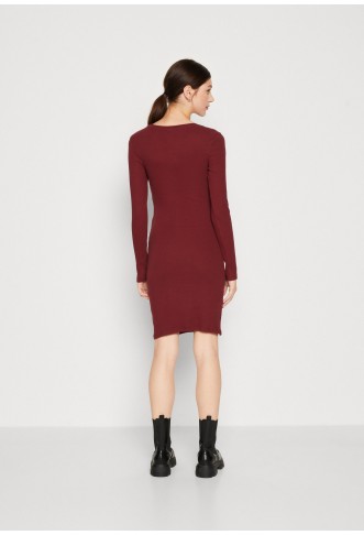 PCTEGAN DRESS - Shift dress - tawny port