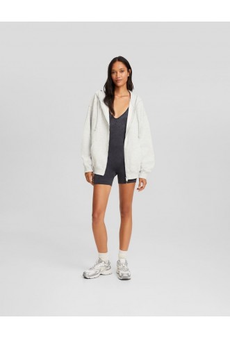 Oversize zip-up hoodie