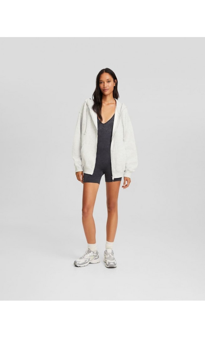 Oversize zip-up hoodie