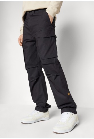 CORE REGULAR - Cargo trousers - black