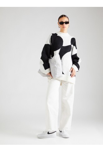 Monki Sweater in White