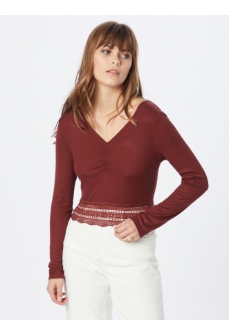 ABOUT YOU Shirt 'Nicola' in Bordeaux