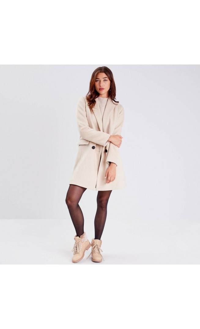 Women's beige buttoned straight coat